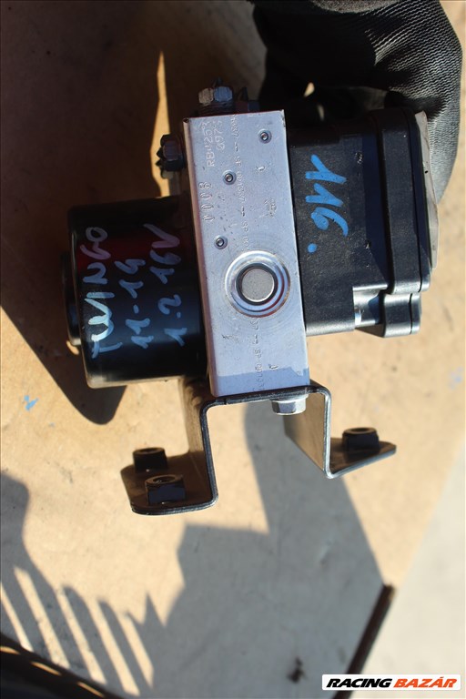 Renault Twingo 2011-2014 1.2B ABS kocka (116) 8201065089 2. kép