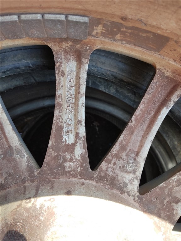 184742 Alfa Romeo 147, 156, Gt 16"-os alufelni (1db) a képen látható állapotban 50586520 2. kép