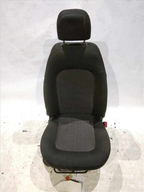 166529 Fiat Linea 2007-2017 jobb első Ülés 1. kép