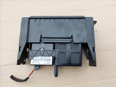 Seat Altea-Leon-Ibiza Skoda Octavia multimédia csatlakozó vezérlőegységgel 6J0035342E