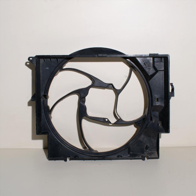 BMW 1er E81-E87, 3er E90-E91-E92 Hûtõ ventillátor keret 1. kép