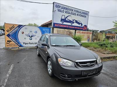 Kia Cerato (LD) bontott alkatrészei