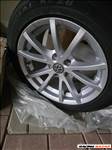 5x112 lyukosztású 16" újszerű Toora alufelni, rajta 205/55 újszerű Radial nyári gumi gumi