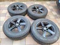 5x114.3 lyukosztású 17" újszerű Fondmetal alufelni, rajta 225/65 használt Nokian téli gumi gumi