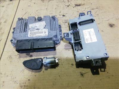 153992 Alfa Romeo 147 1,9 8v Diesel motorvezérlő szett 51806558 , 0281012965