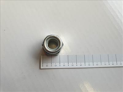 Alfa Romeo gyári új, csavar anya 51795723