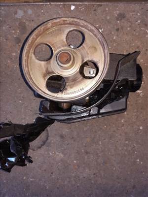 Peugeot 206 Kormányszervó Szivattyú + Szervó Tartály 9638364580