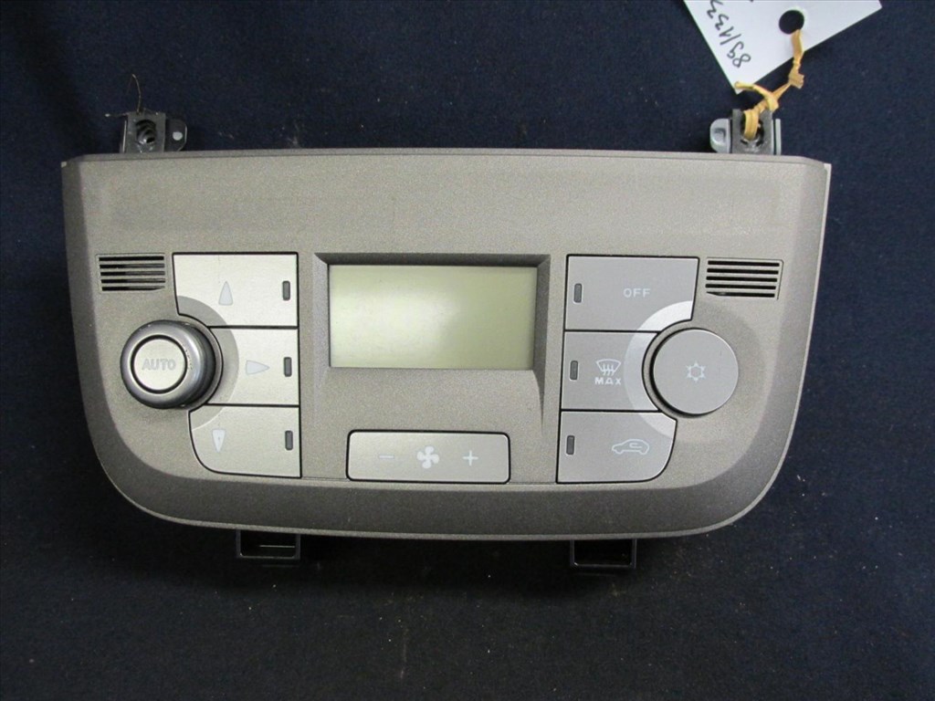 Fiat Linea digit fűtéskapcsoló 735485048 1. kép