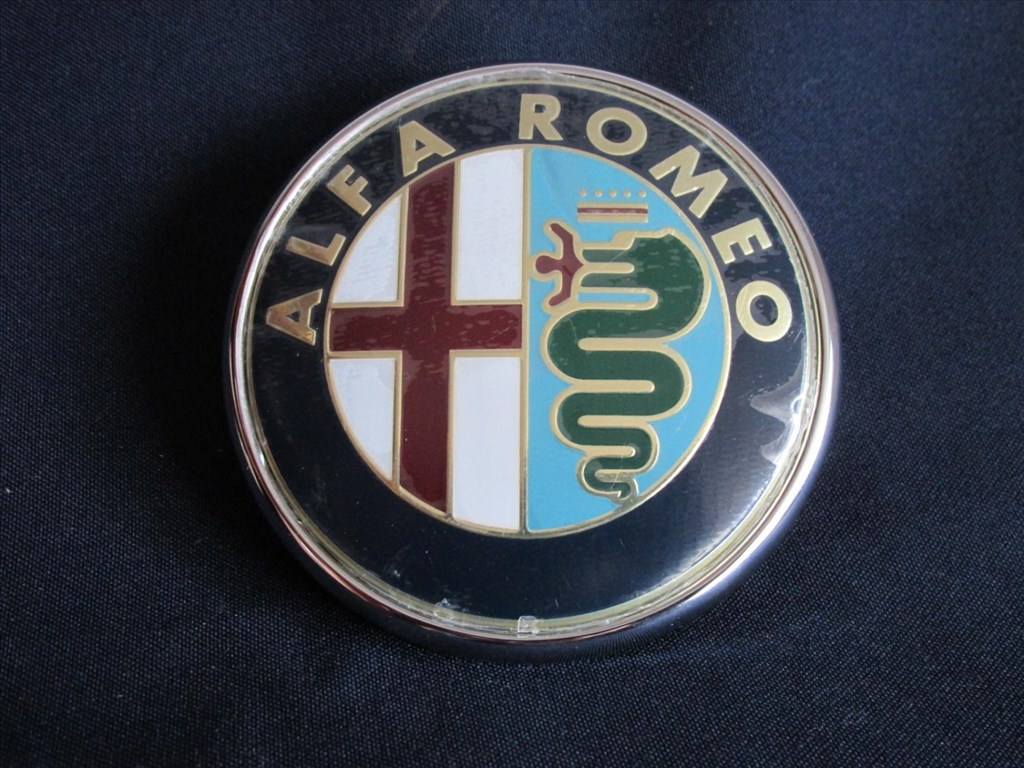 Alfa Romeo 159  gyári új, hátsó embléma, nem nyomógombos!!!! 50500393 1. kép