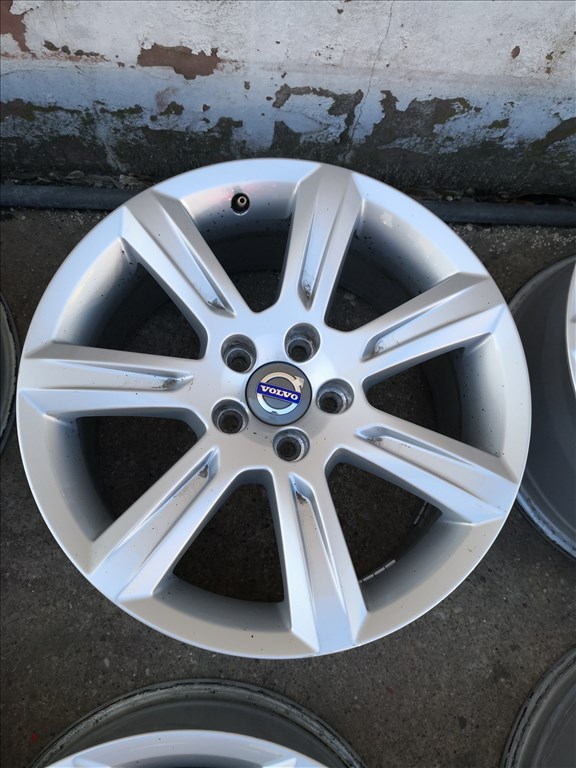 5x108 17 Gyári Volvo,Ford alufelni 145000ft a 4db/123/ 2. kép