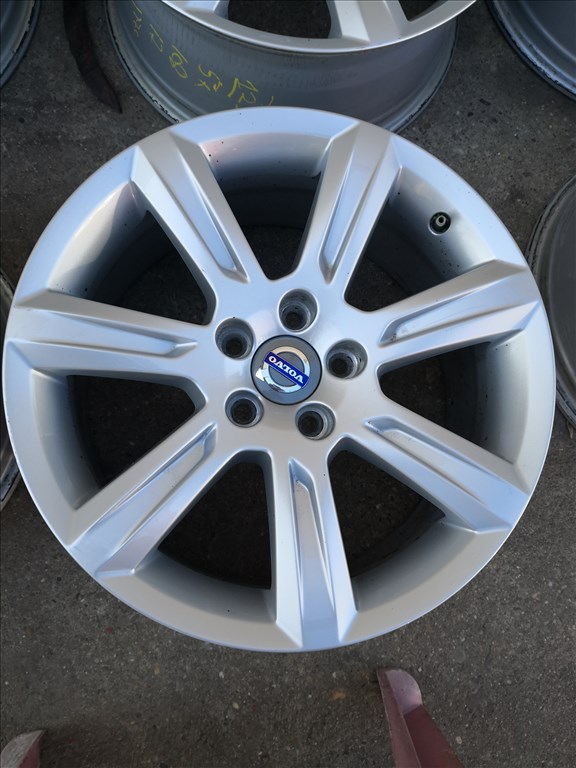 5x108 17 Gyári Volvo,Ford alufelni 145000ft a 4db/123/ 4. kép