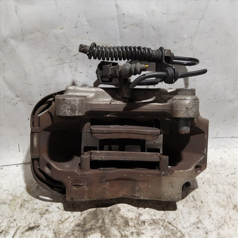 189914 Porsche Cayenne 2003-2010 4,8 V8 jobb hátsó féknyereg Brembo 20767304 5. kép