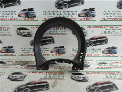 Fiat 500 735427190 számú óracsoport keret a képen látható kopással