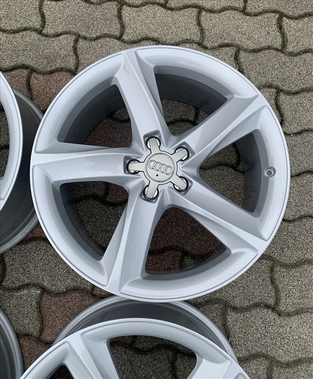 Audi 5x112 19" gyári alufelni 8.5j 19 R19 19x8.5 5. kép