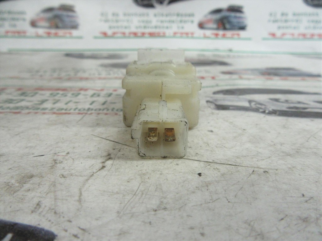 Alfa Romeo/Fiat/Lancia 51713873 számú féklámpa kapcsoló 3. kép