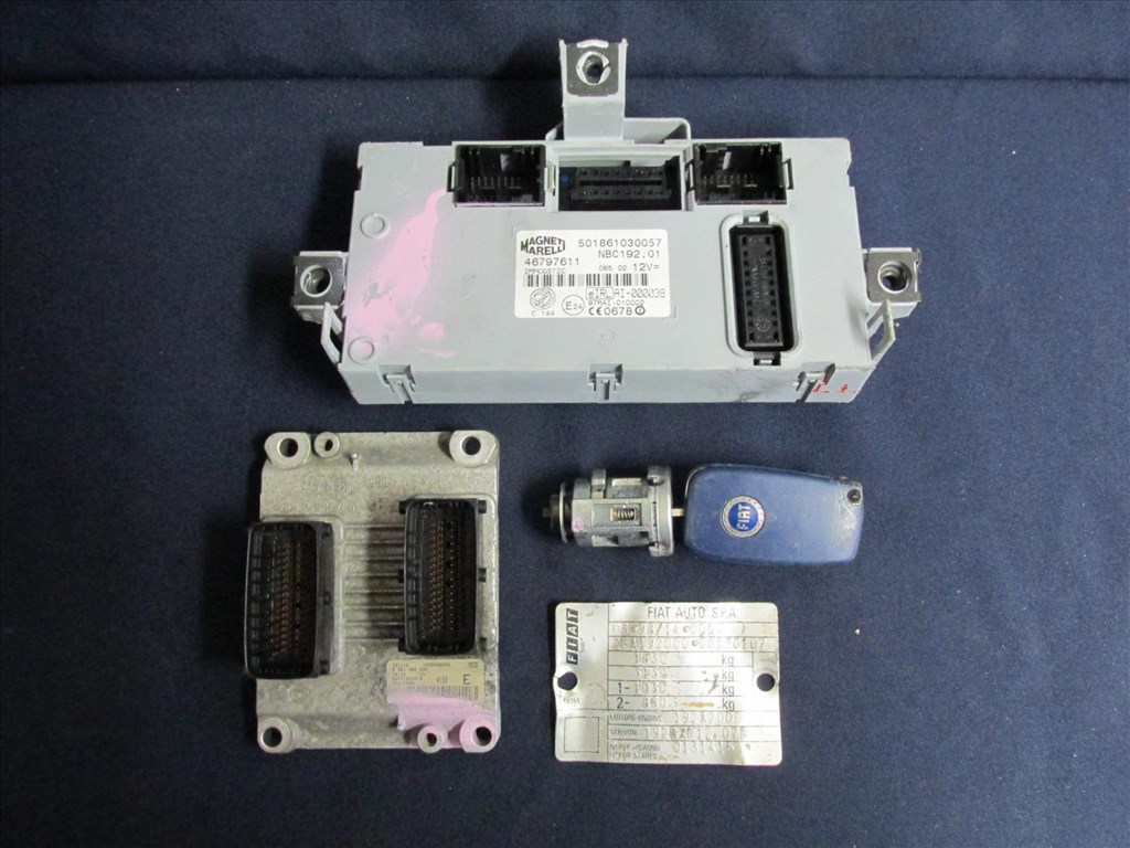 71926 Fiat Stilo 2,4 benzin motorvezérlő szett 0261206655 , 55182381 1. kép