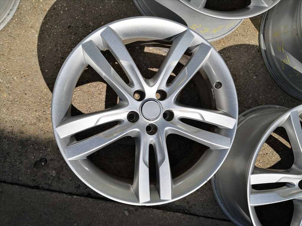 5x108 19 Gyári Jaguar alufelni 200000ft a 4db/492/ 4. kép