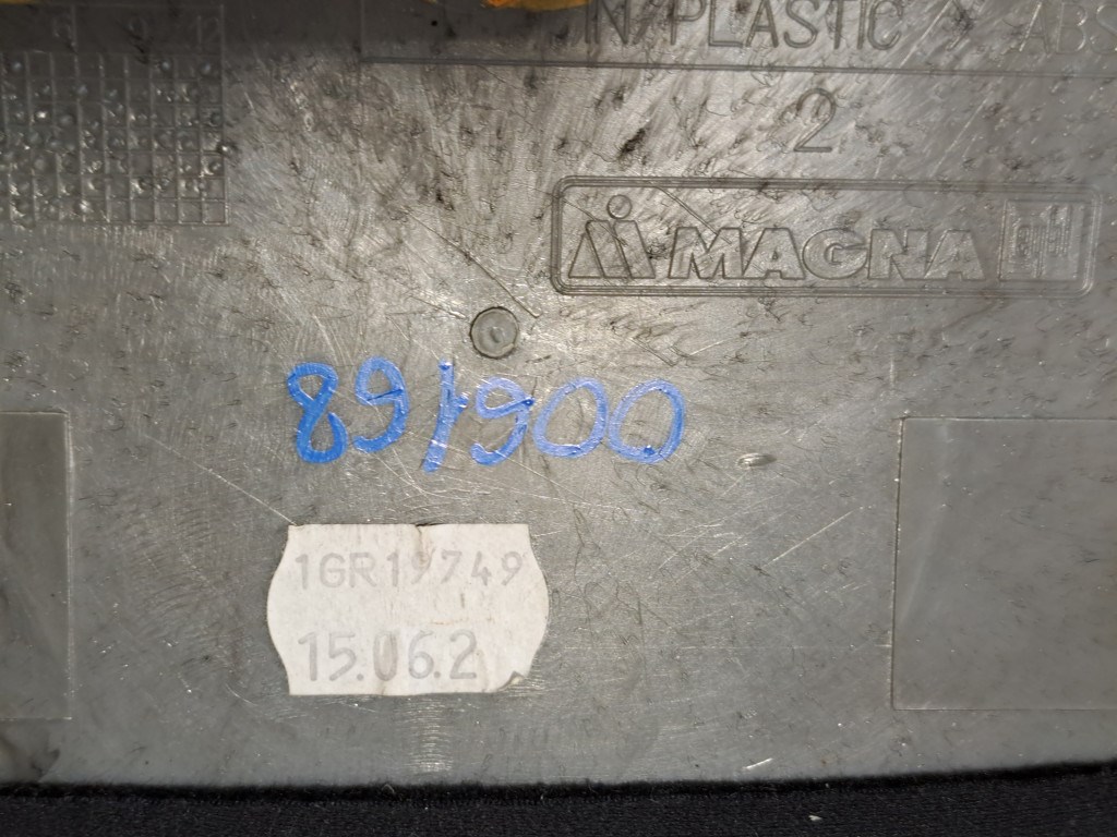 BMW E46 sedan fekete féklámpa pótféklámpa takaró tetõkárpit borítás 5. kép