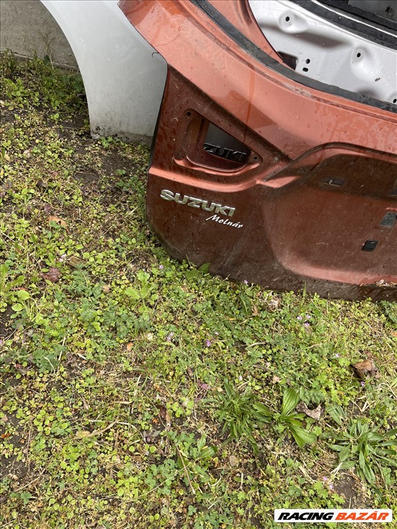 Suzuki SX4 S-Cross I csomagtér ajtó  2. kép