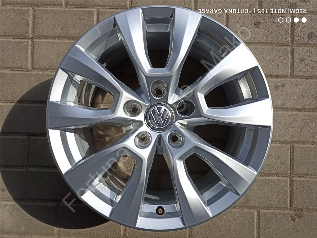 5x120 17" Volkswagen 'Posadas' (Amarok, T5/T6) újszerű alufelni garnitúra 4. kép