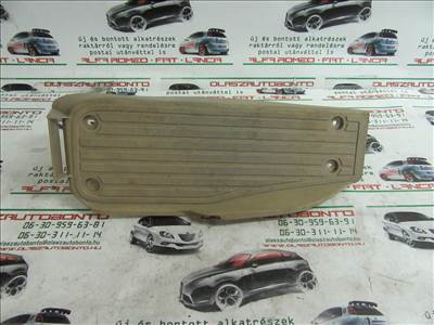 Alfa Romeo 159 bézs színű lábpihentető 156043315