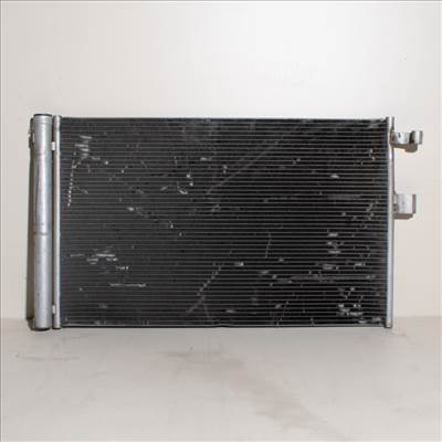BMW X3 G01, X4 G02, X5 G05, X6 G06, X7 G07 klímahûtő (Cikkszám:64539389411)