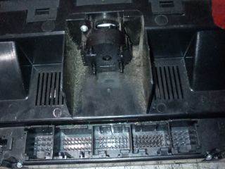 Audi A8 (D3 - 4E) Fűtéskapcsoló (digit klímás) *135265* vwag-4e0910043b 4e0820043d