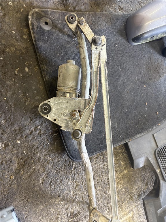 Audi A6 (C6 - 4F) C6 - 4F ablaktörlő szerkezet motorral  2. kép