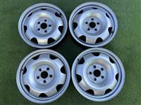5x120 17" Volkswagen Caravelle gyári lemezfelni 7Jx17h2 ET55