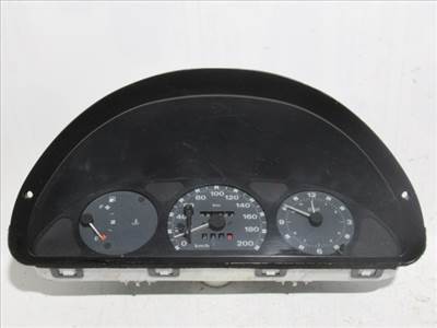 130038 Fiat Punto I. óracsoport 