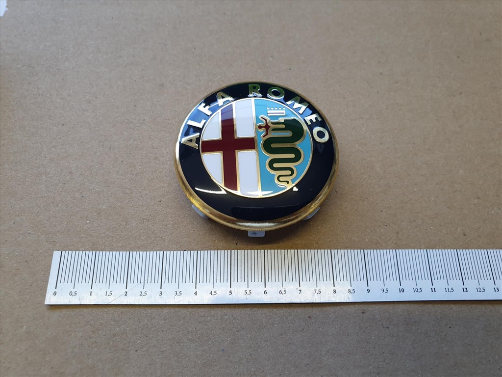 Alfa Romeo 147, 156, 166, Gt gyári új felni közép kupak, átmérő 50 mm   60652886 1. kép