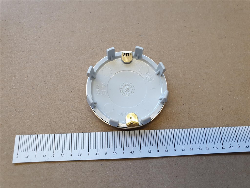 Alfa Romeo 147, 156, 166, Gt gyári új felni közép kupak, átmérő 50 mm   60652886 2. kép