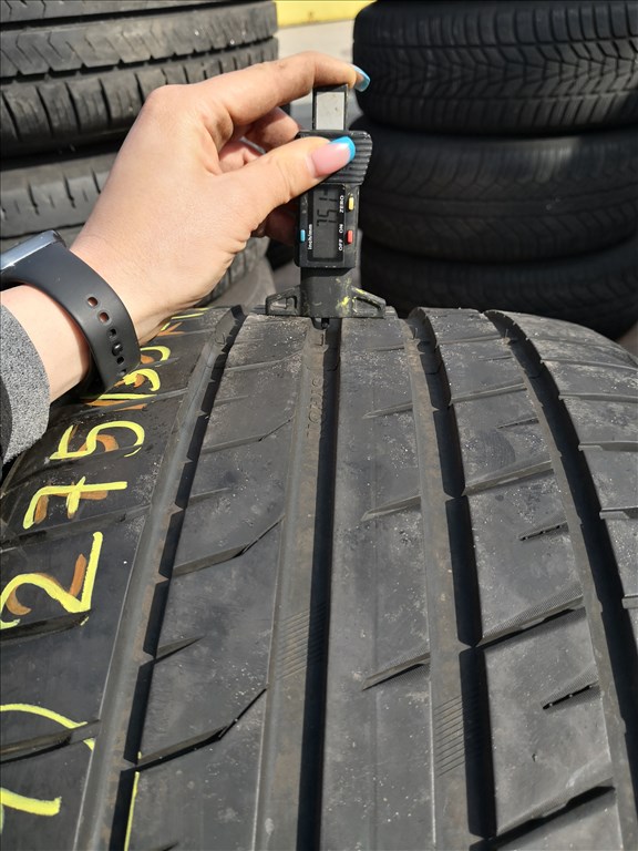 255/35 R19 és 275/35 R19 Syron nyári gumi 90000ft a 4db/94/ 4. kép