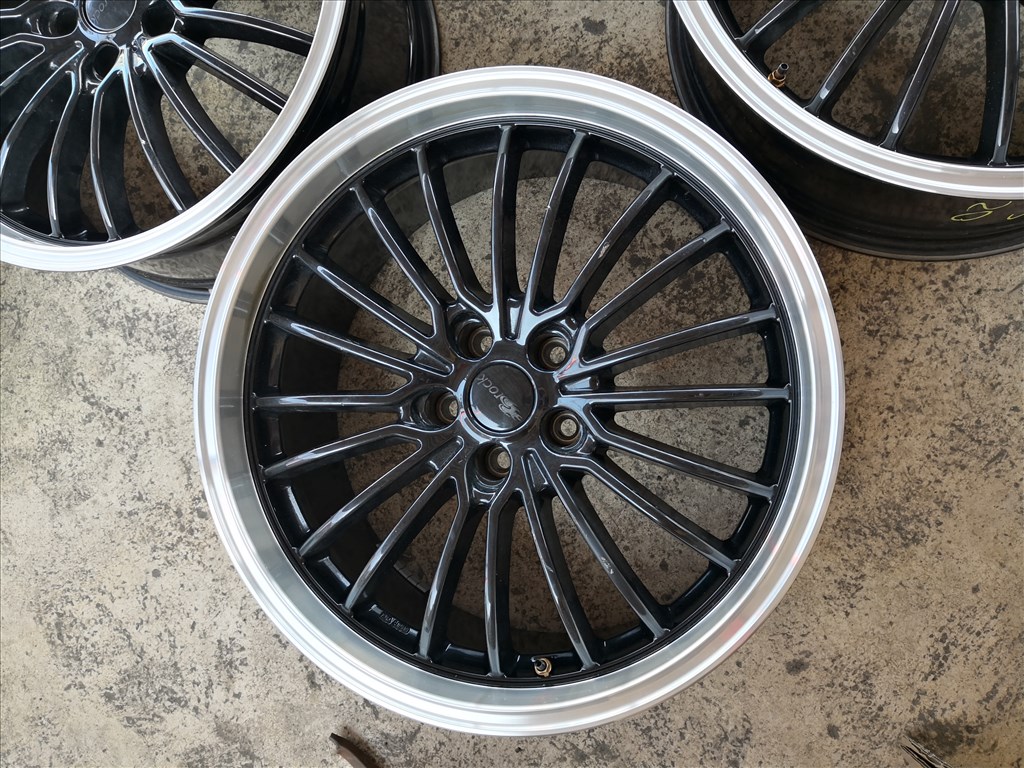 5x114,3 20 toyota hyundai mazda kia polír alufelni 220000ft a 4db/101/ 1. kép