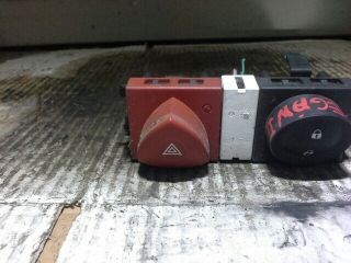 Renault Mégane II Vészvillogó Kapcsoló *30940* 1. kép