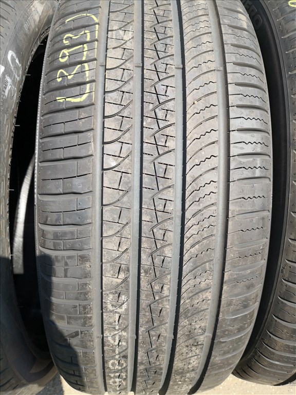 255/45 R21 ÚJ!! Pirelli négyévszakos gumi 95000ft a 4db/393/ 2. kép