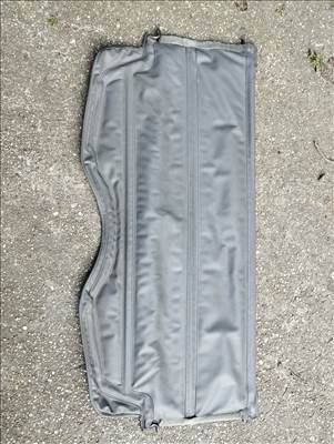 Alfa Romeo 1996' kalaptartó 11000ft-ért Budapest K