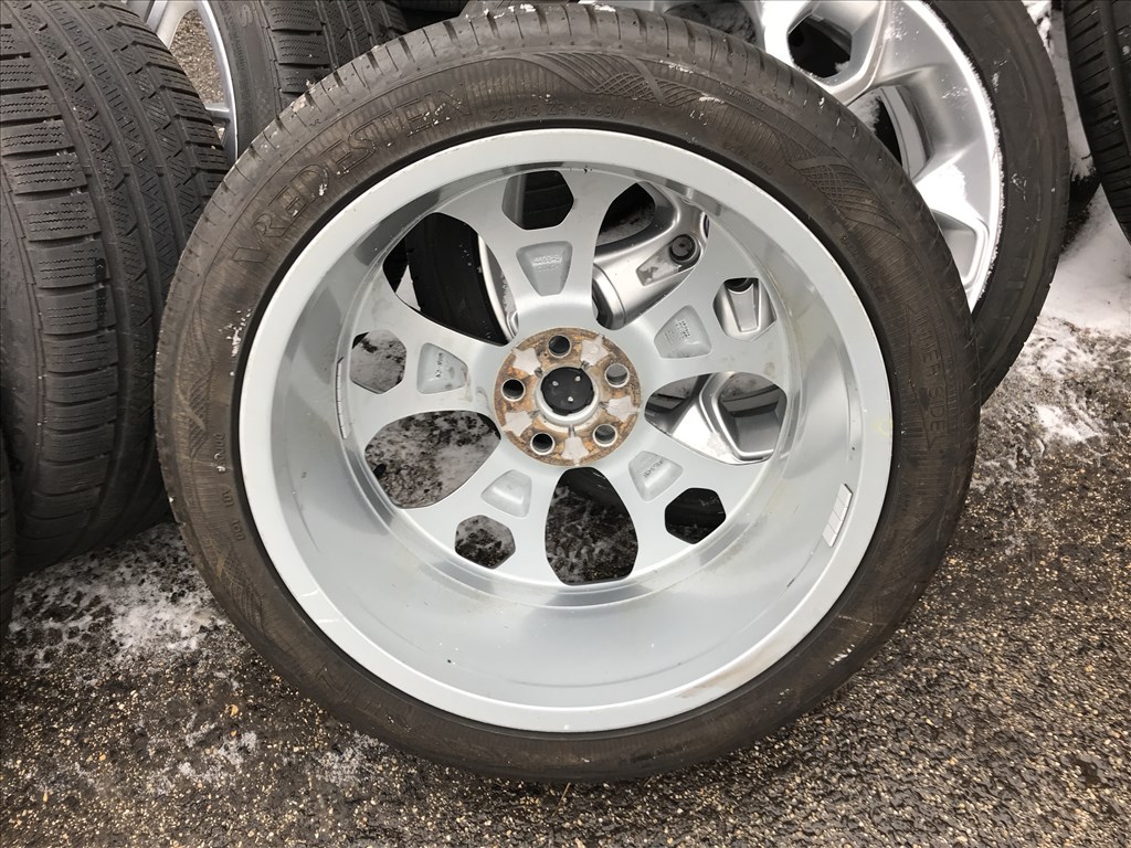 Ford Kuga Sport gyári 8X19-es 5X108-as ET52,5 könnyűfém felni garnítúra eladó 6. kép