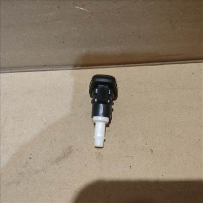 Fiat Freemont gyári új szélvédő mosó spricni k05116079ab