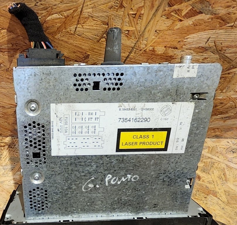 171947 Fiat Grande Punto 2005-2009 Grundig Cd-s rádió. Kód nincs hozzá!!!!! 735416229 4. kép