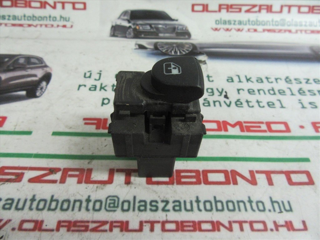 Lancia Ypsilo  II. jobb első ablakemelő kapcsoló 1. kép