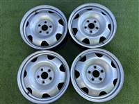 5x120 17" Volkswagen Caravelle gyári lemezfelni 7Jx17h2 ET55