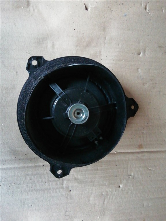 Toyota Rav 4 2006-2013 bal első hangszóró 861602B580 2. kép
