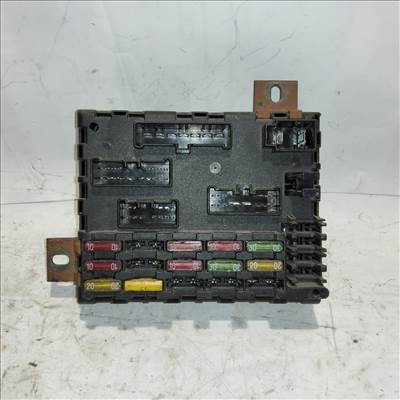 Fiat Bravo/Brava/Marea 46443390 számú belső biztosíték tábla