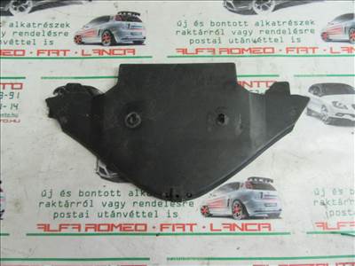 Alfa Romeo 145/146 606167100 számú, első embléma alatti műanyag