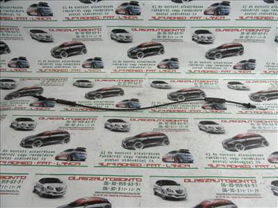 Fiat 500 zárszerkezet-belső kilincs közti jobb első bowden