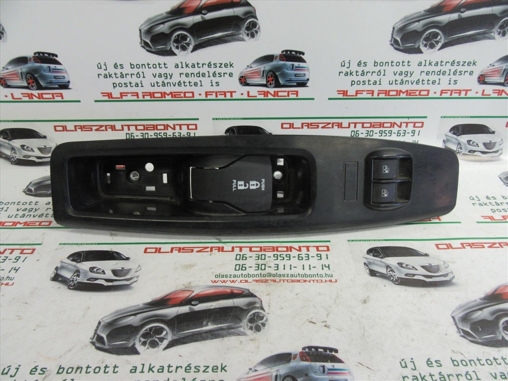 Fiat Doblo III. 735609851 számú, bal első ablakemelő kapcsoló 1. kép