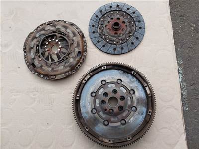 Seat Leon-Altea-Toledo 2,0 Fsi lendkerék kuplunggal 06F105266