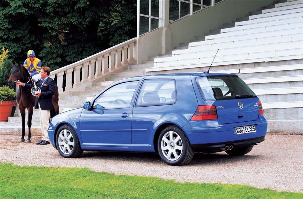 Golf 4 gyári VR6 5x100 alufelni eladó 16"-os nyári gumikkal 3. kép
