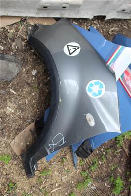 Suzuki SX4 bal első sárvédő 